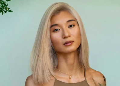 De castaño oscuro a rubio platinado