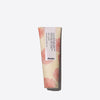 This is a medium hold pliable paste Esta es una pasta flexible de fijación media y efecto invisible.  125 ml / 4,23 fl.oz.  Davines
