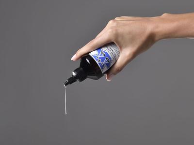 Cabello graso: causas y remedios