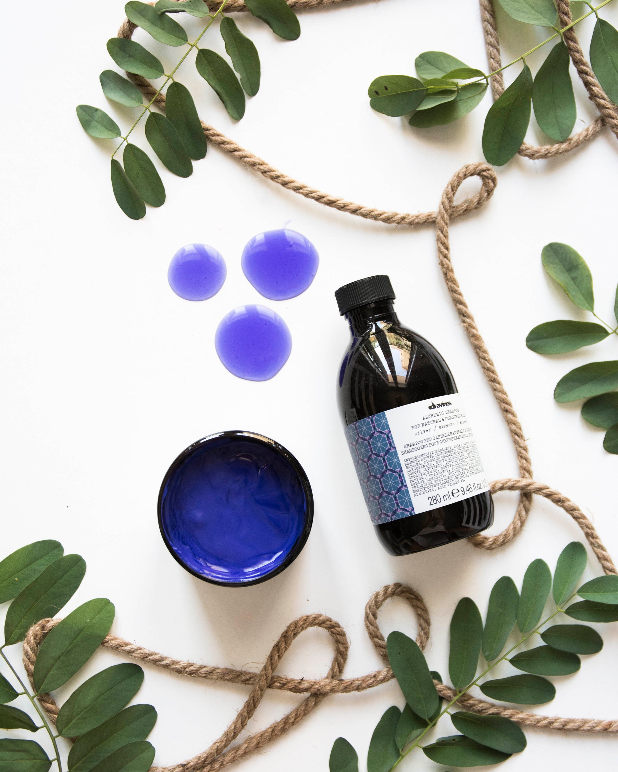 Translation missing: es.products.general.vendor: ALCHEMIC ALCHEMIC Conditioner Silver Crema acondicionadora con color, ideal para los tonos rubios fríos, platinados, grises o la cana.-100x.jpg?v=1761603343
