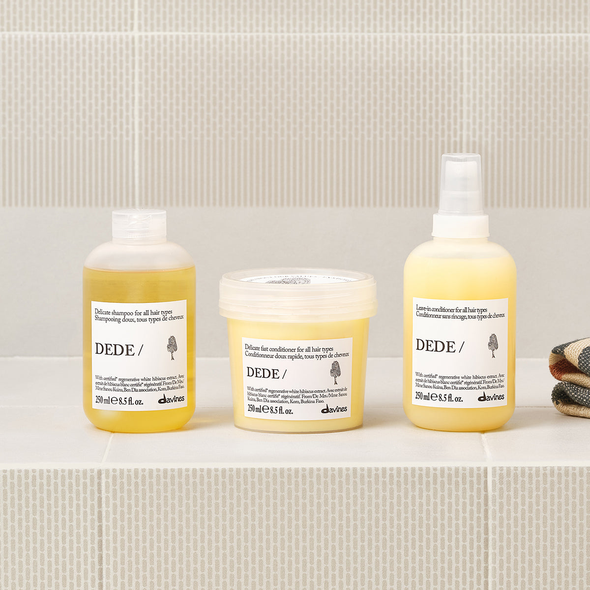
Davines DEDE Leave-in Conditioner - Acondicionador sin enjuague para todo tipo de cabello